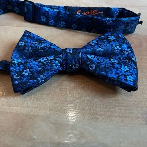 Egara Blue Bow Tie Floral